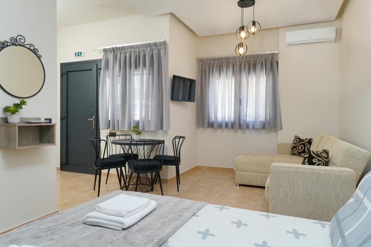 Giorgio Suites Asprovalta Bagian luar foto