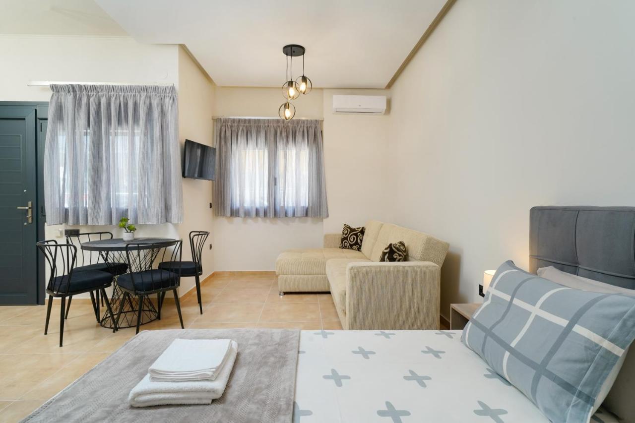 Giorgio Suites Asprovalta Bagian luar foto