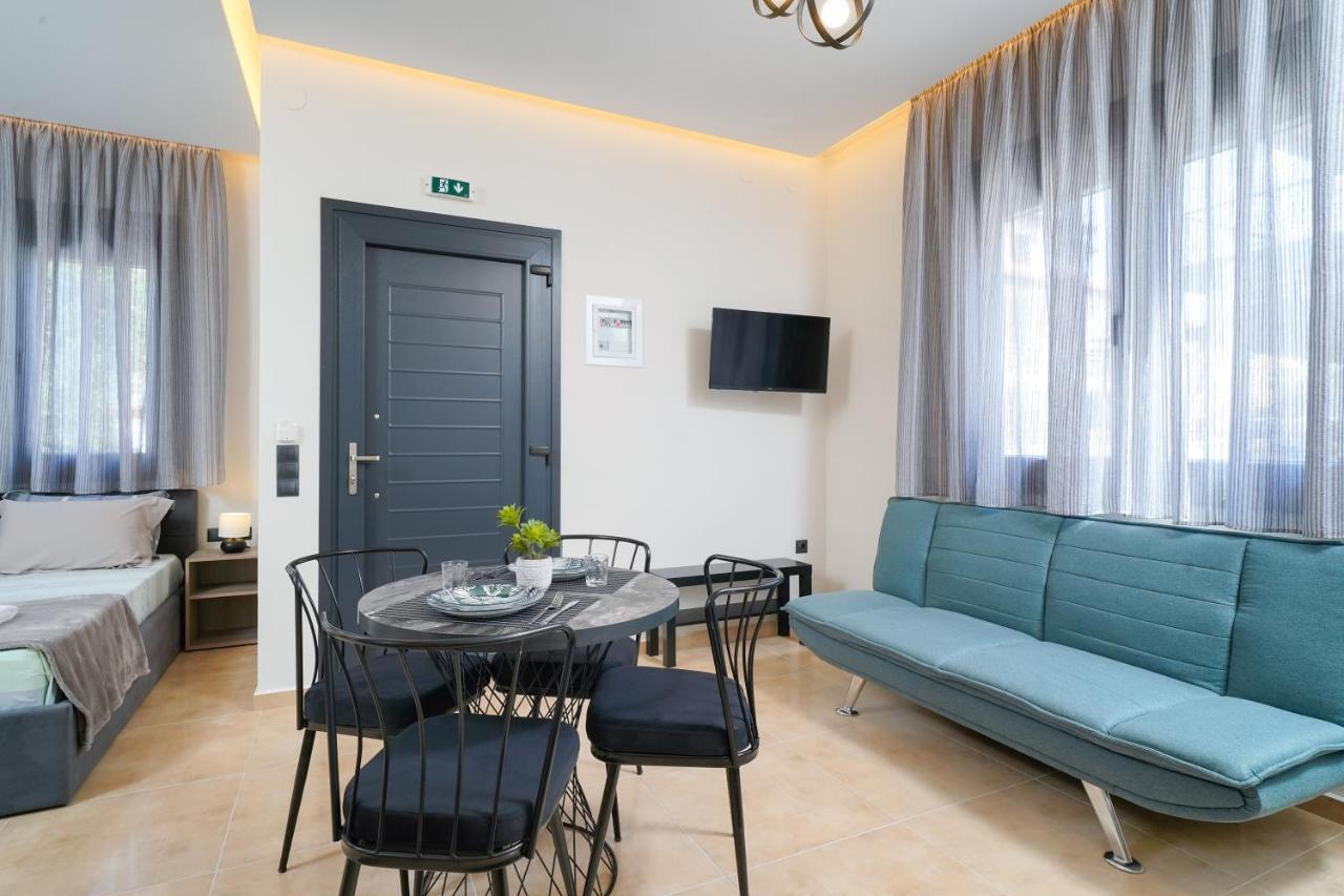 Giorgio Suites Asprovalta Bagian luar foto